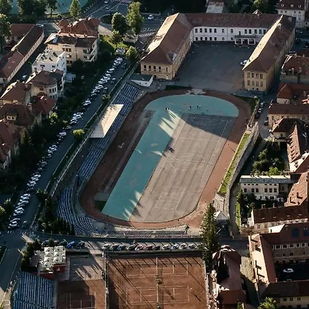 Jasmine Serenity - Central, Behind Black Church شقة