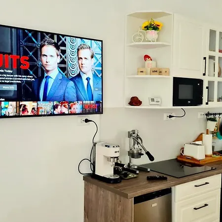 Jasmine Serenity - Central, Behind Black Church *