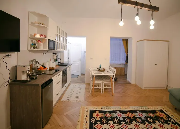 Jasmine Serenity - Central, Behind Black Church *