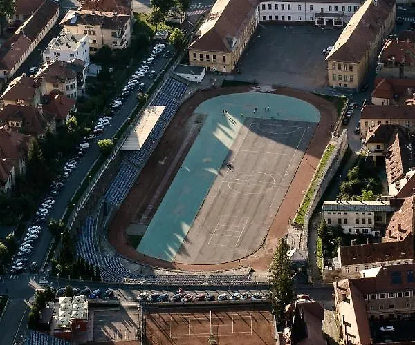 Jasmine Serenity - Central, Behind Black Church Apartment