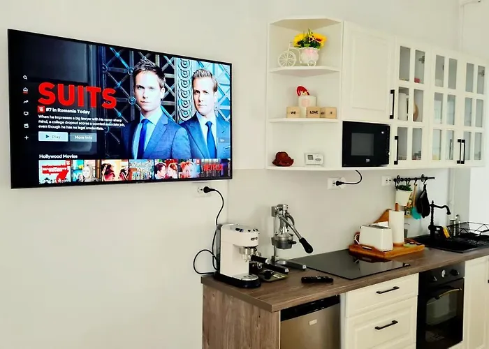 Jasmine Serenity - Central, Behind Black Church *