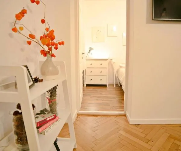 Jasmine Serenity - Central, Behind Black Church Апартаменты *