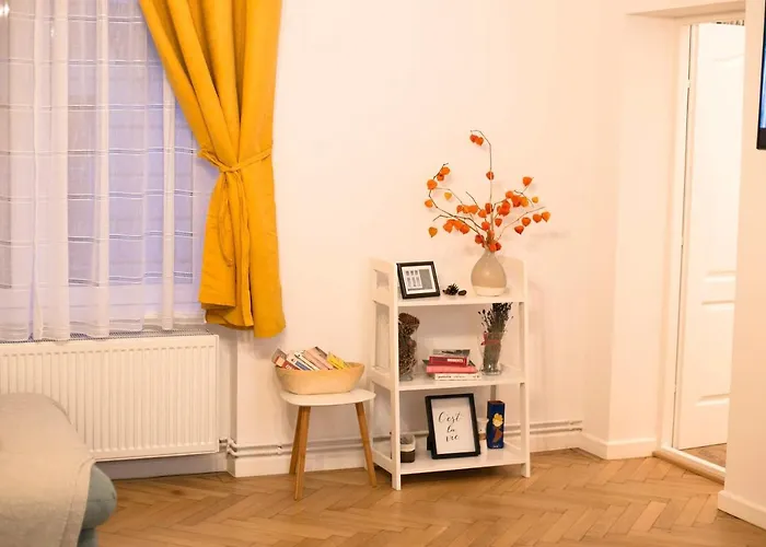 Apartment Jasmine Serenity - Central, Behind Black Church Brasov