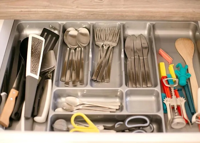 Jasmine Serenity - Central, Behind Black Church Апартаменты Брашов